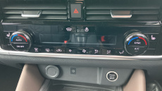 Nissan Qashqai 1.3 DiG-T MH Tekna 5dr Petrol Hatchback